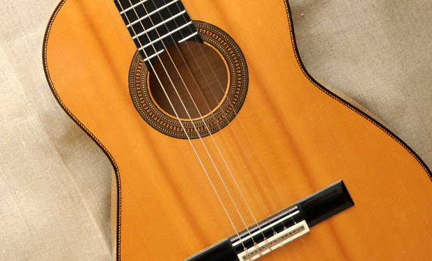 Konzertgitarrenbau, Konzertgitarren