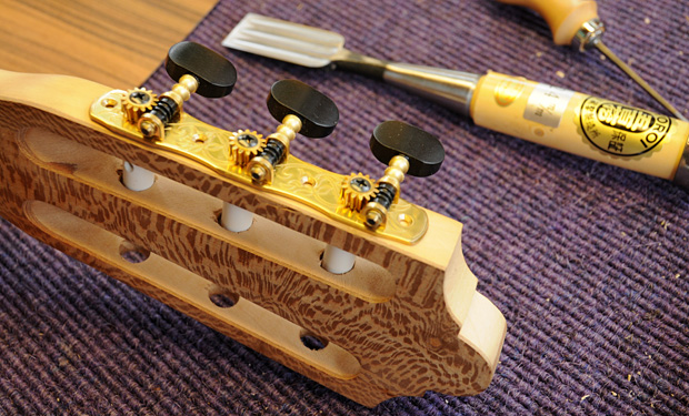 Konzertgitarrenbau Werkstatt